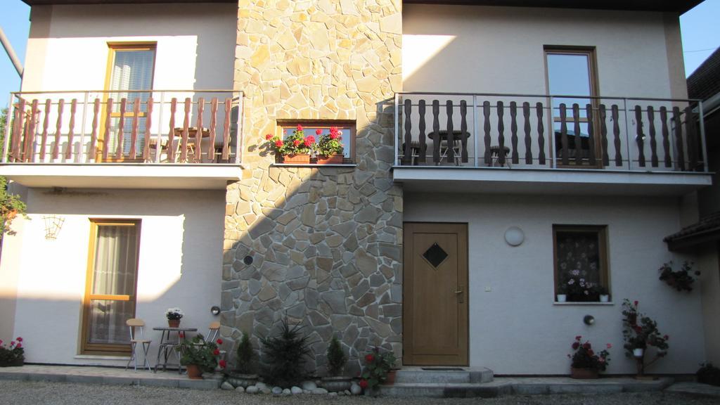 Apartmán Privat Magdalena Bešeňová Exteriér fotografie