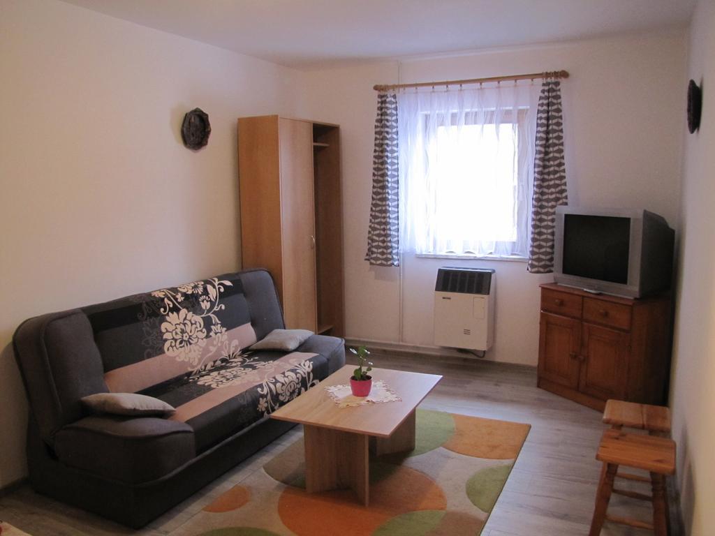 Apartmán Privat Magdalena Bešeňová Exteriér fotografie