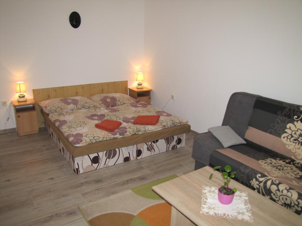 Apartmán Privat Magdalena Bešeňová Exteriér fotografie